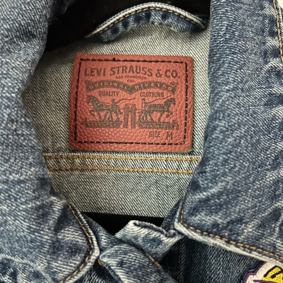 Lakers denim Levi’s jacket - Picture 3 of 5
